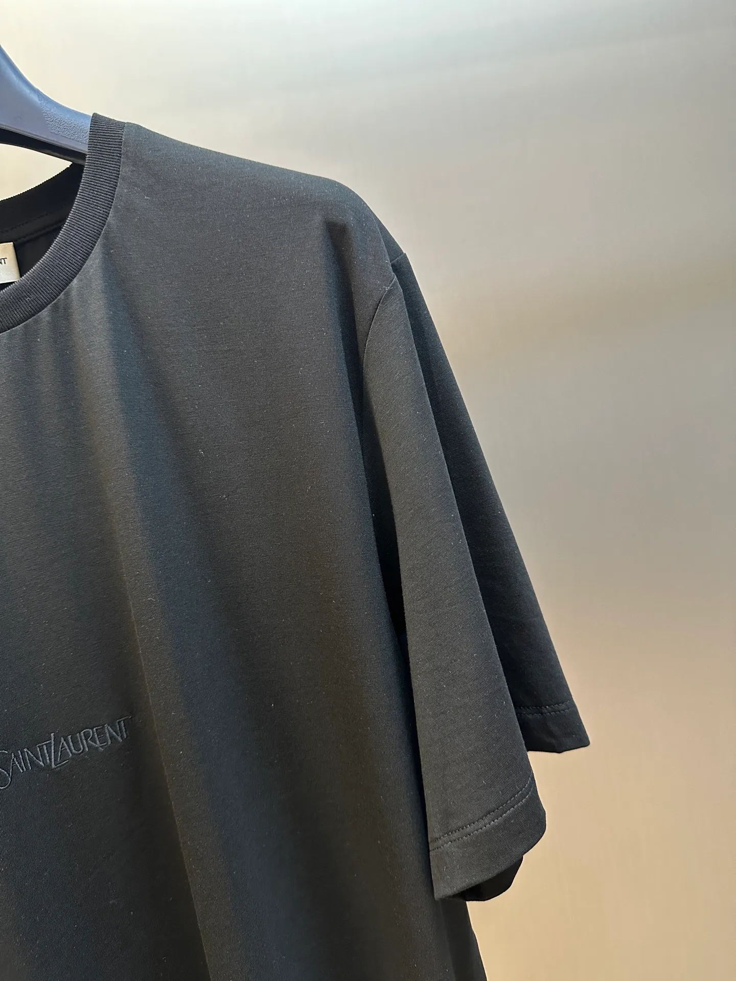 Saint Laurent ， 。 ， ， Saint Laurent 。 size：s m l xl